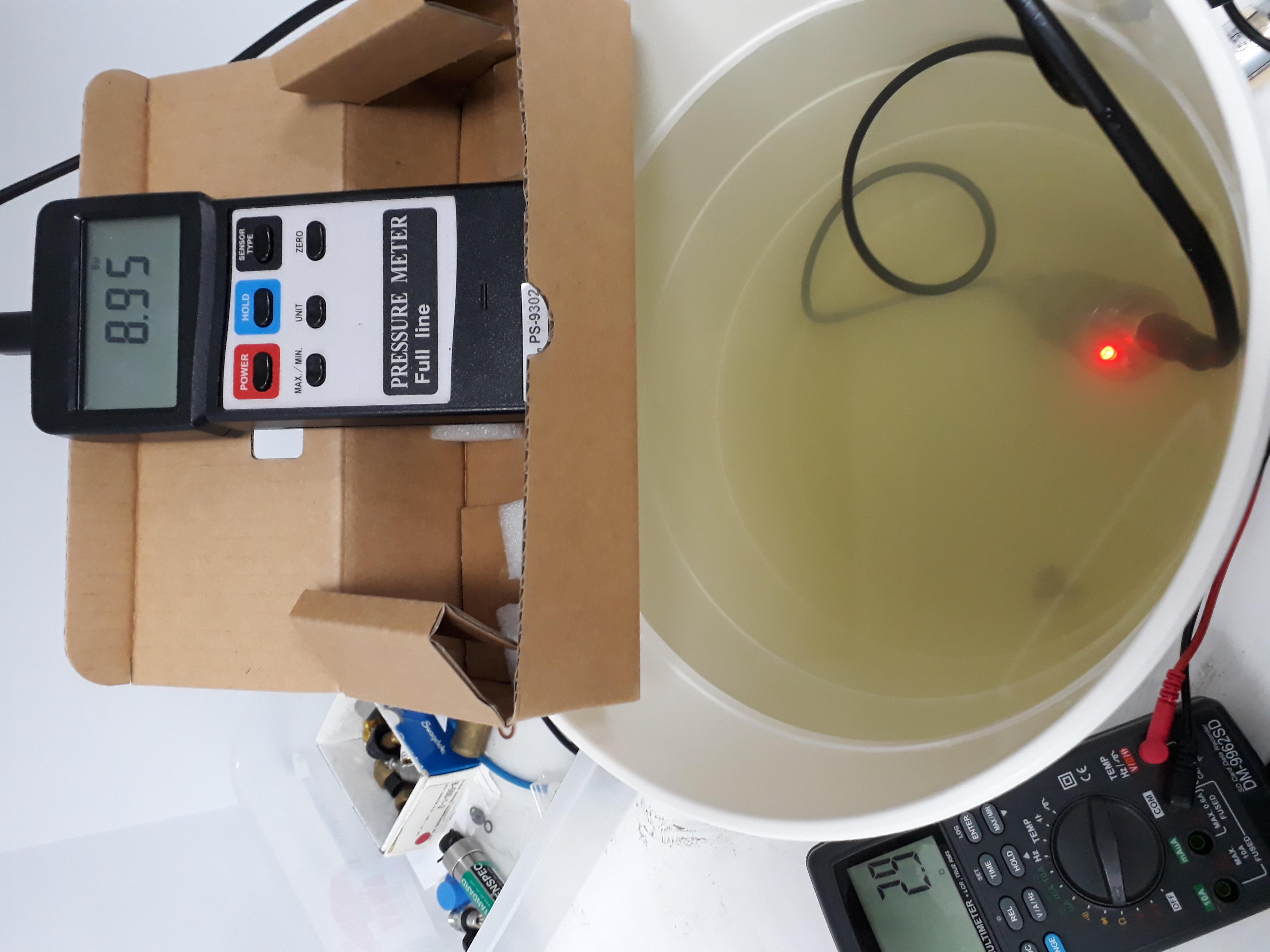 Testing a pressure transducer